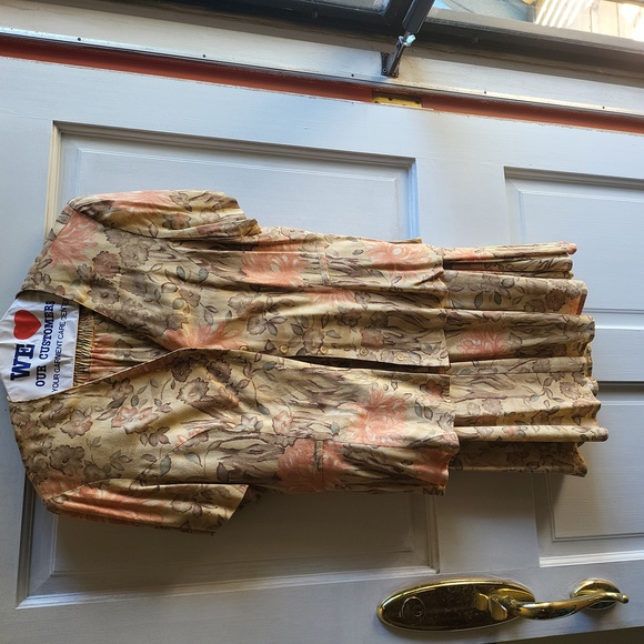 Beautiful Two Piece Spring Dress - Picture 1 of 7